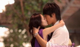 激情热吻视频,浪漫瞬间定格永恒